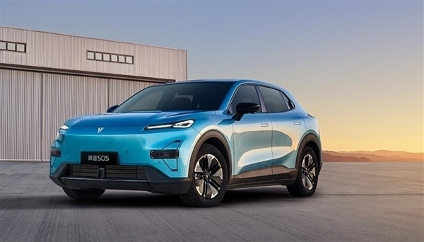 深蓝S05超长续航版发布：纯电续航620km 15分钟充至80% 深蓝S05 第2张