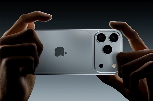 苹果打造!iPhone 17系列官方保护壳首次曝光 iPhone 17 第2张 苹果打造!iPhone 17系列官方保护壳首次曝光 iPhone 17 第2张