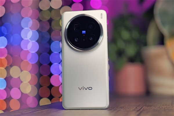 OriginOS 6 Beta版开启招募测试:vivo X200 Pro/iQOO 13首发尝鲜 Beta版 第1张 OriginOS 6 Beta版开启招募测试:vivo X200 Pro/iQOO 13首发尝鲜 Beta版 第1张