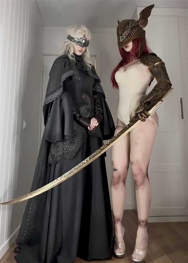 双倍压抑! 国外美女双胞胎cos《寂静岭》护士姐姐 cos 寂静岭 第7张 双倍压抑! 国外美女双胞胎cos《寂静岭》护士姐姐 cos 寂静岭 第7张