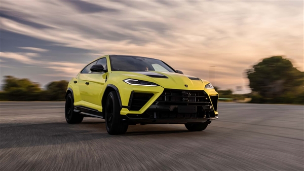 4.0T双涡轮V8插混动力!兰博基尼Urus SE Performante官图发布 兰博基尼Urus Performante 第1张 4.0T双涡轮V8插混动力!兰博基尼Urus SE Performante官图发布 兰博基尼Urus Performante 第1张