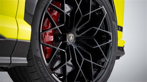 4.0T双涡轮V8插混动力!兰博基尼Urus SE Performante官图发布 兰博基尼Urus Performante 第6张 4.0T双涡轮V8插混动力!兰博基尼Urus SE Performante官图发布 兰博基尼Urus Performante 第6张