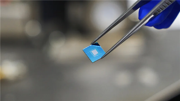 存储领域重大突破!复旦量子闪存技术登Science 量子闪存 第3张 存储领域重大突破!复旦量子闪存技术登Science 量子闪存 第3张