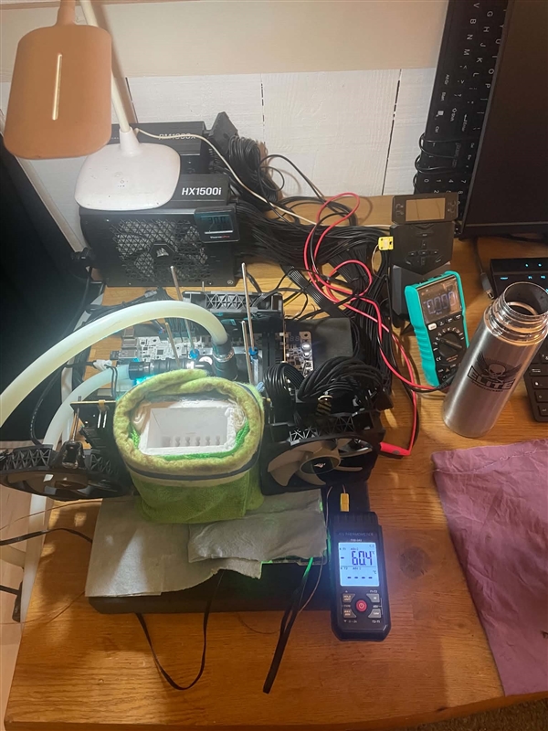比公版高42%:RTX 5090液氮超频破纪录!GPU频率拉至3623MHz RTX 5090液氮超频 第3张 比公版高42%:RTX 5090液氮超频破纪录!GPU频率拉至3623MHz RTX 5090液氮超频 第3张