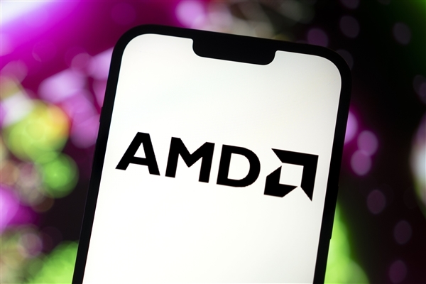 一台机架顶285台!AMD加速冲刺2030年能效提升20倍目标 AMD 第1张 一台机架顶285台!AMD加速冲刺2030年能效提升20倍目标 AMD 第1张