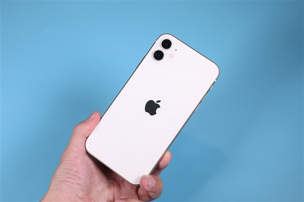 350元、最能输出60W功率！苹果给iPhone充电提速了：40W动态充电头开始普及 苹果给iPhone充电提速 第1张