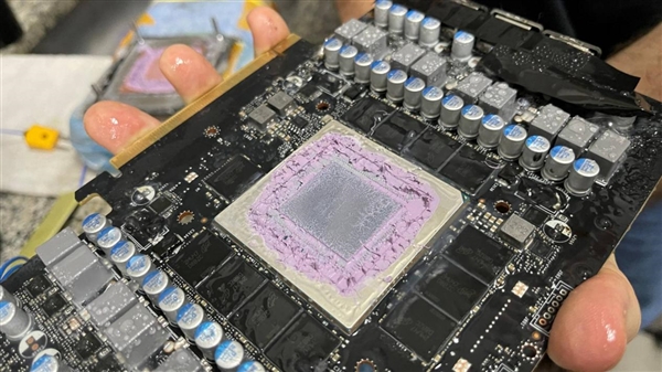 RTX 4090可用显存缩水1.5GB!三次返厂换新被拒:只涂硅脂就寄回 4090可用显存缩水1.5GB 第4张 RTX 4090可用显存缩水1.5GB!三次返厂换新被拒:只涂硅脂就寄回 4090可用显存缩水1.5GB 第4张