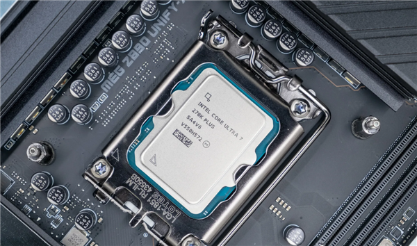 6700K到270K Plus十年旗舰同台!Intel CPU全测完:13900K之后游戏性能再无惊喜 Intel CPU全测 第1张 6700K到270K Plus十年旗舰同台!Intel CPU全测完:13900K之后游戏性能再无惊喜 Intel CPU全测 第1张