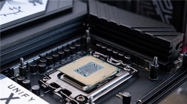6700K到270K Plus十年旗舰同台!Intel CPU全测完:13900K之后游戏性能再无惊喜 Intel CPU全测 第3张 6700K到270K Plus十年旗舰同台!Intel CPU全测完:13900K之后游戏性能再无惊喜 Intel CPU全测 第3张