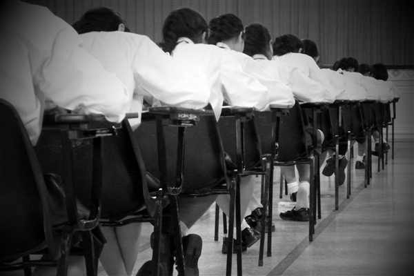 人工智能大规模走进课堂!全国小学初中已全部替换新教材:难度降低 实现提质减负 人工智能大规模走进课堂 第1张 人工智能大规模走进课堂!全国小学初中已全部替换新教材:难度降低 实现提质减负 人工智能大规模走进课堂 第1张