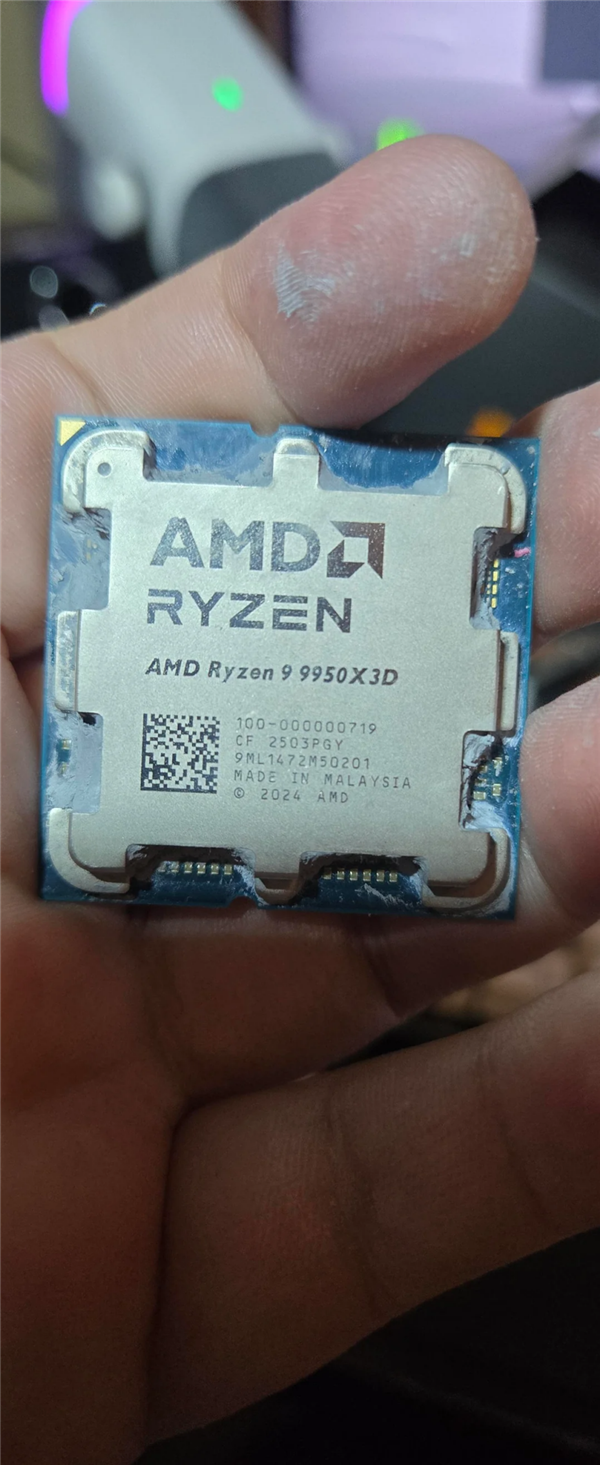 AM5再曝烧U事故!9950X3D开个内存预设就烧了:备用8500G也中招 AM5再曝烧U事故 第3张 AM5再曝烧U事故!9950X3D开个内存预设就烧了:备用8500G也中招 AM5再曝烧U事故 第3张