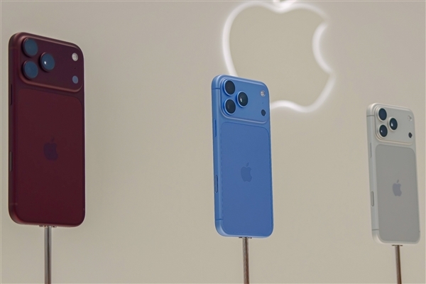 “苹果18抢不到”冲上热搜 果粉卡点进直接崩 iPhone 18 Pro为何一机难求 苹果18抢不到 第4张 “苹果18抢不到”冲上热搜 果粉卡点进直接崩 iPhone 18 Pro为何一机难求 苹果18抢不到 第4张