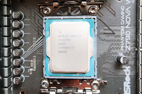 新架构不敌老将!酷睿i7-14700K成英特尔销量支柱:全靠DDR4续命 酷睿i7-14700K 第3张 新架构不敌老将!酷睿i7-14700K成英特尔销量支柱:全靠DDR4续命 酷睿i7-14700K 第3张
