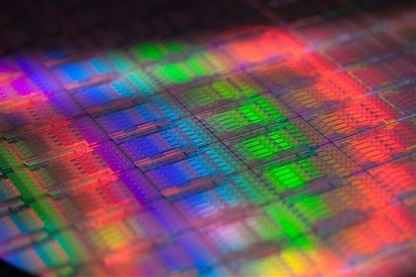 14A工艺明年Q1就量产 Intel差点天降神人了:原来是误会 14A工艺 第3张 14A工艺明年Q1就量产 Intel差点天降神人了:原来是误会 14A工艺 第3张