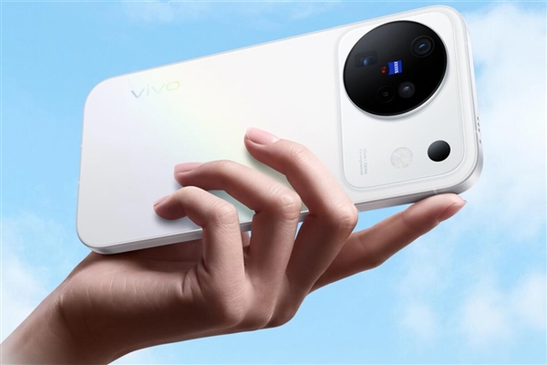 大内存党狂喜!vivo X500新增16GB+512GB版本:6499元 vivo X500 第2张 大内存党狂喜!vivo X500新增16GB+512GB版本:6499元 vivo X500 第2张