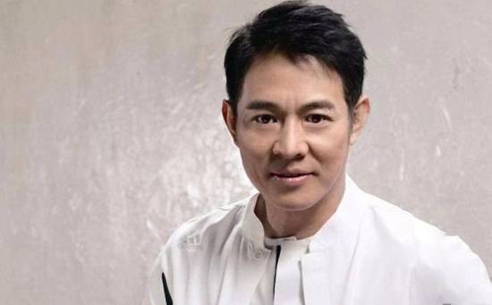 向太重温李连杰结识克林顿旧事:同场晚宴翻译机突故障 李连杰结识克林顿旧事 第3张 向太重温李连杰结识克林顿旧事:同场晚宴翻译机突故障 李连杰结识克林顿旧事 第3张