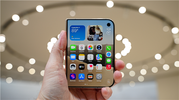 15999元起预售秒罄!iPhone Duo预计今年出货约700万台:瞄准高消费用户 iPhone Duo 第2张 15999元起预售秒罄!iPhone Duo预计今年出货约700万台:瞄准高消费用户 iPhone Duo 第2张